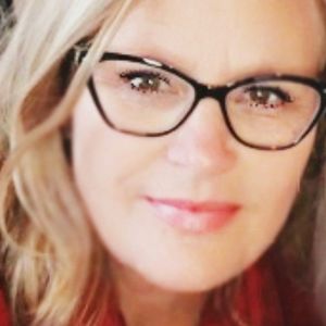 Meet your Posher, Tonya